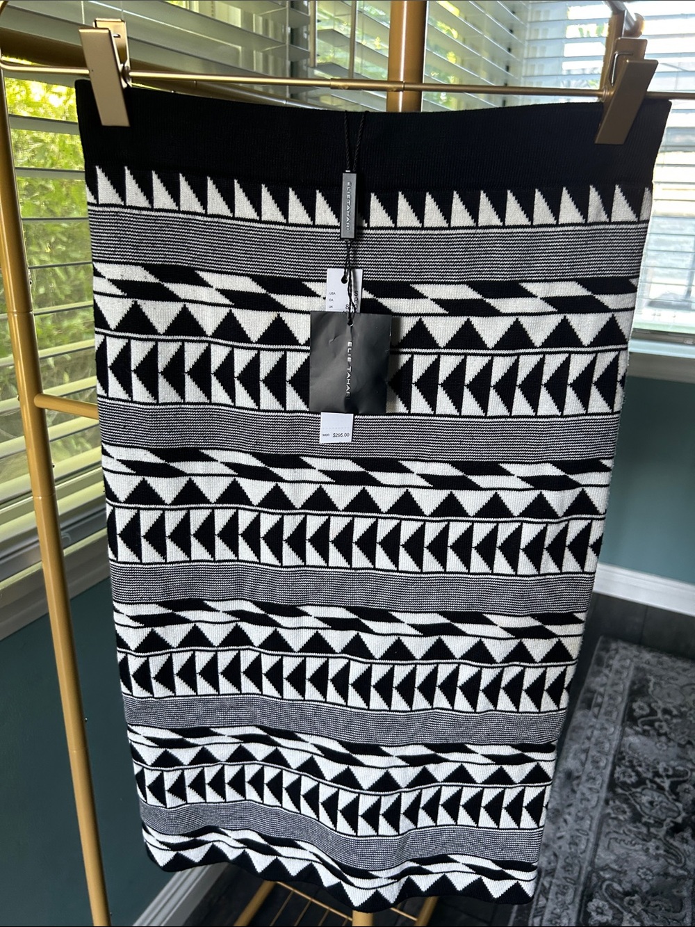 Ellie Tahari Black and White Geometric Knit Pencil Skirt NWT $295 MSRP size S